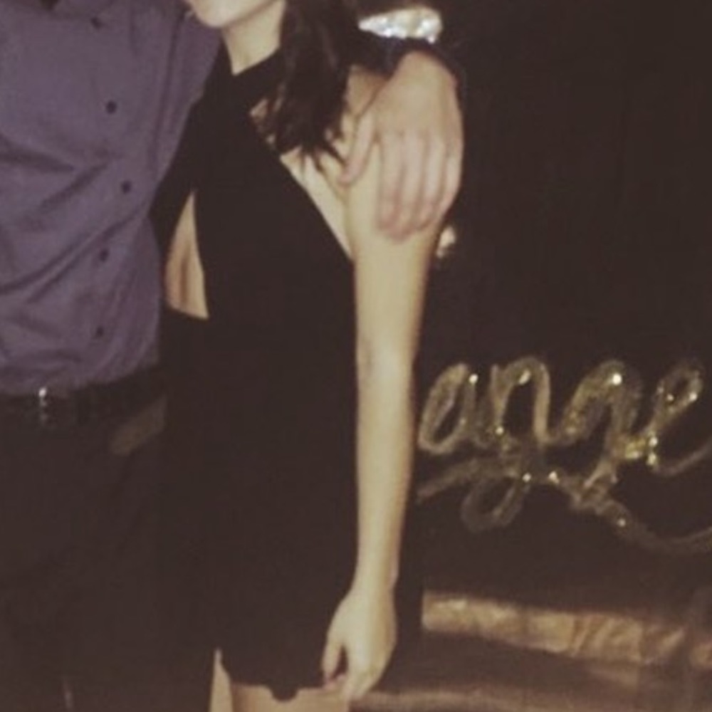 Tobi, black cross dress